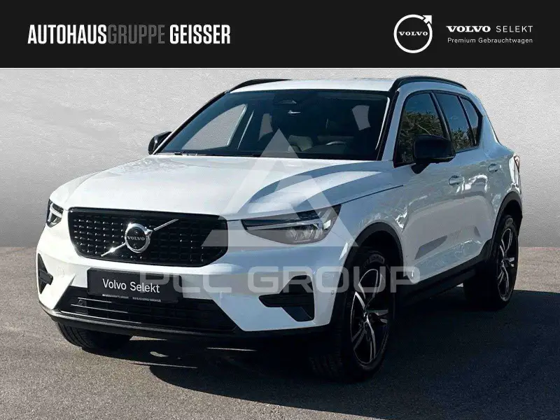 2025 Volvo XC40