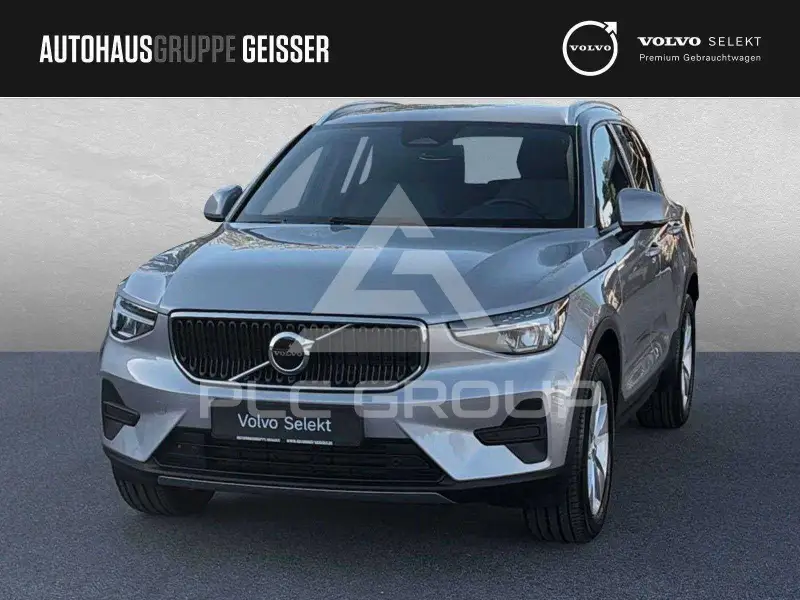 2025 Volvo XC40