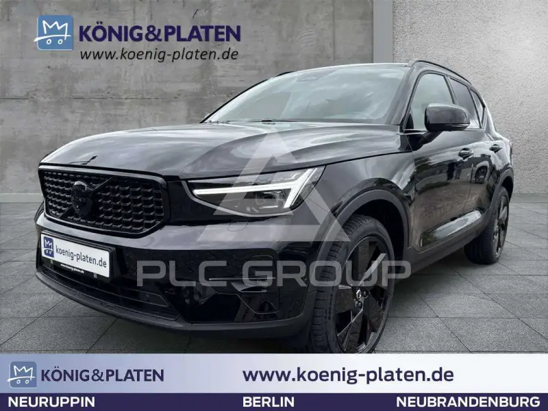 2025 Volvo XC40
