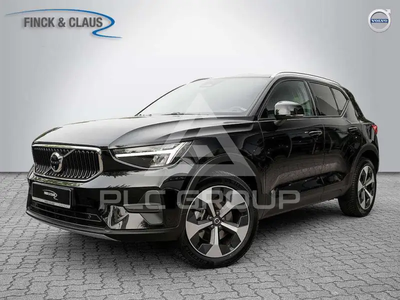 2025 Volvo XC40