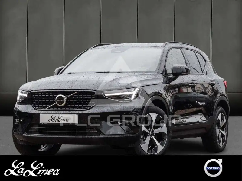 2025 Volvo XC40