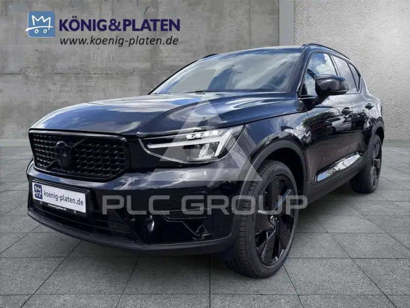 2025 Volvo XC40