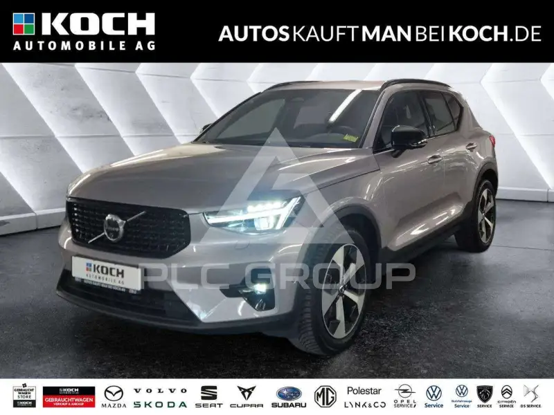 2025 Volvo XC40