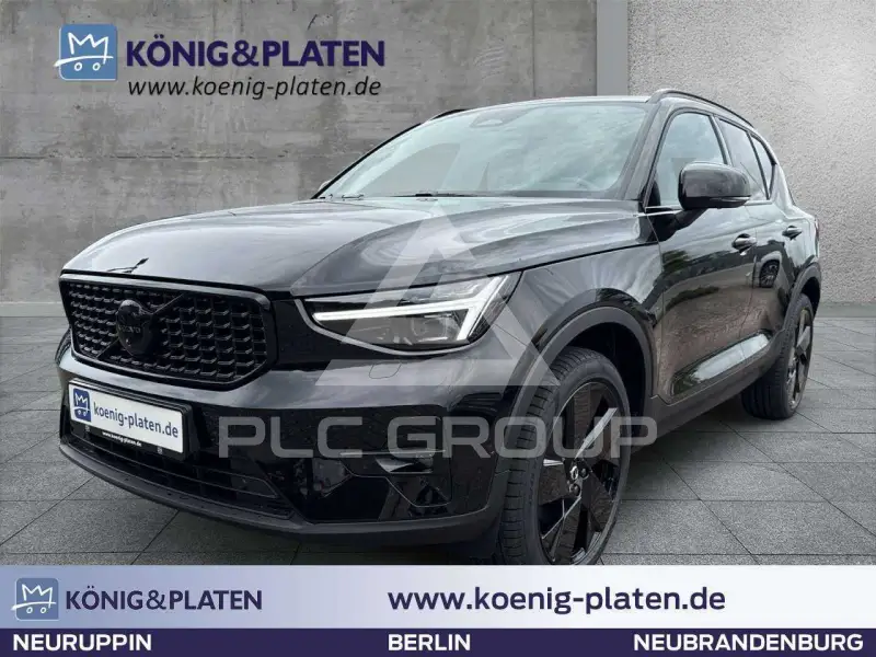2025 Volvo XC40