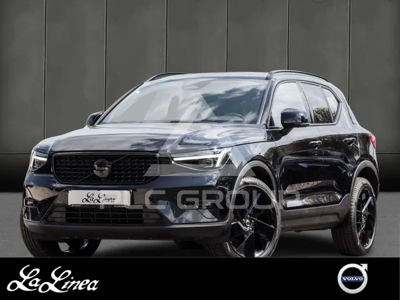 2025 Volvo XC40
