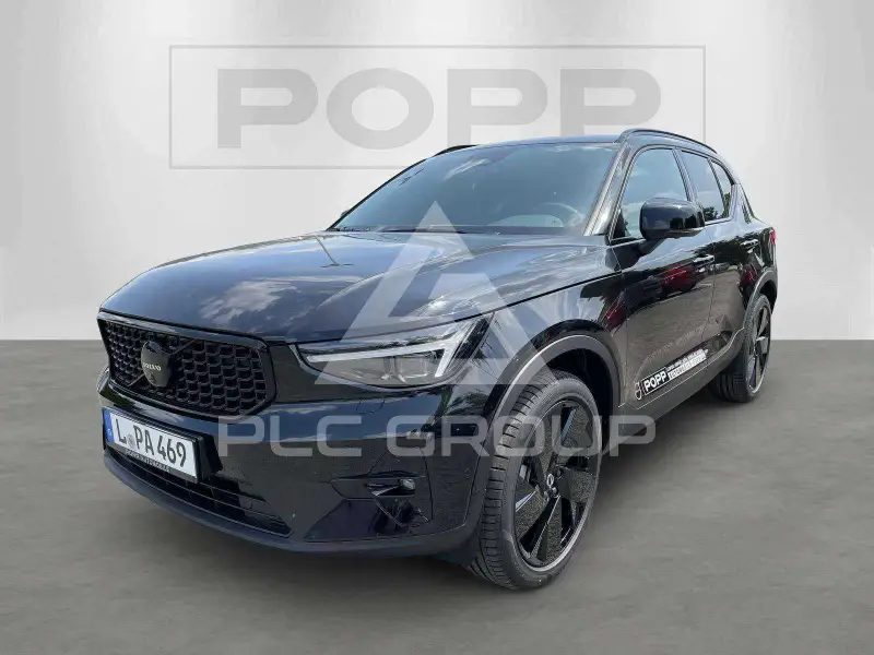 2025 Volvo XC40
