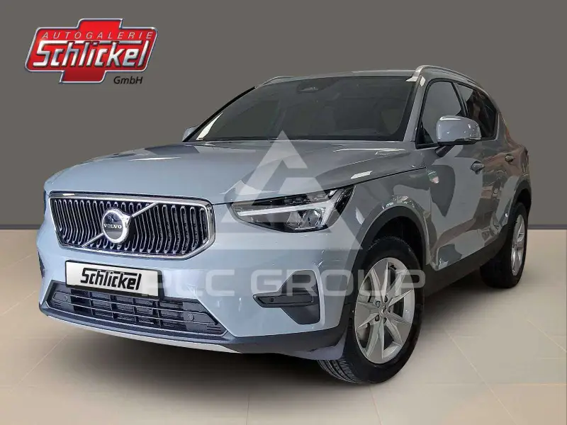 2025 Volvo XC40