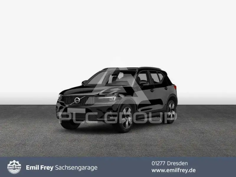2025 Volvo XC40