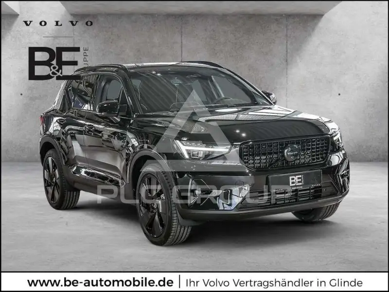 2025 Volvo XC40