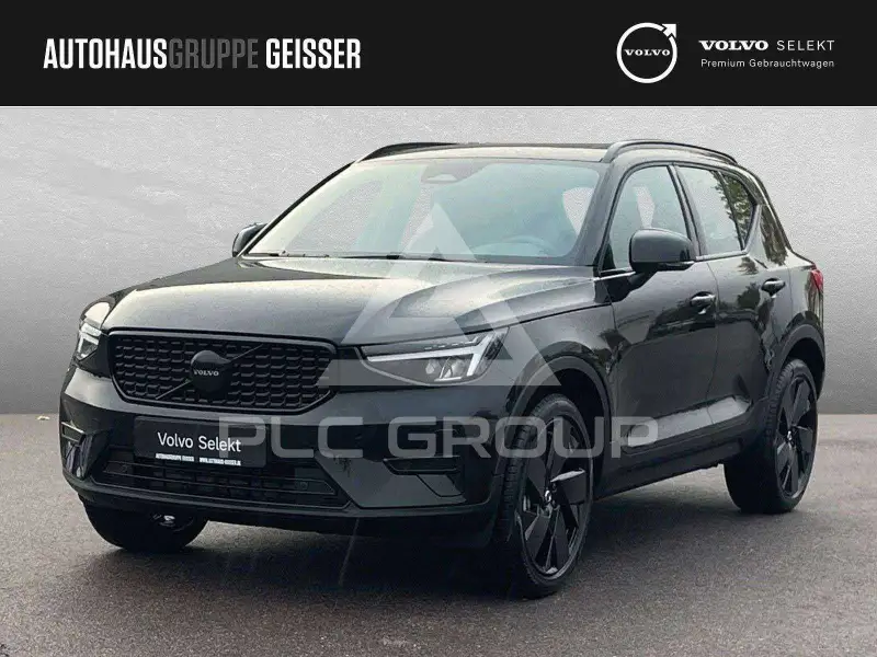 2025 Volvo XC40