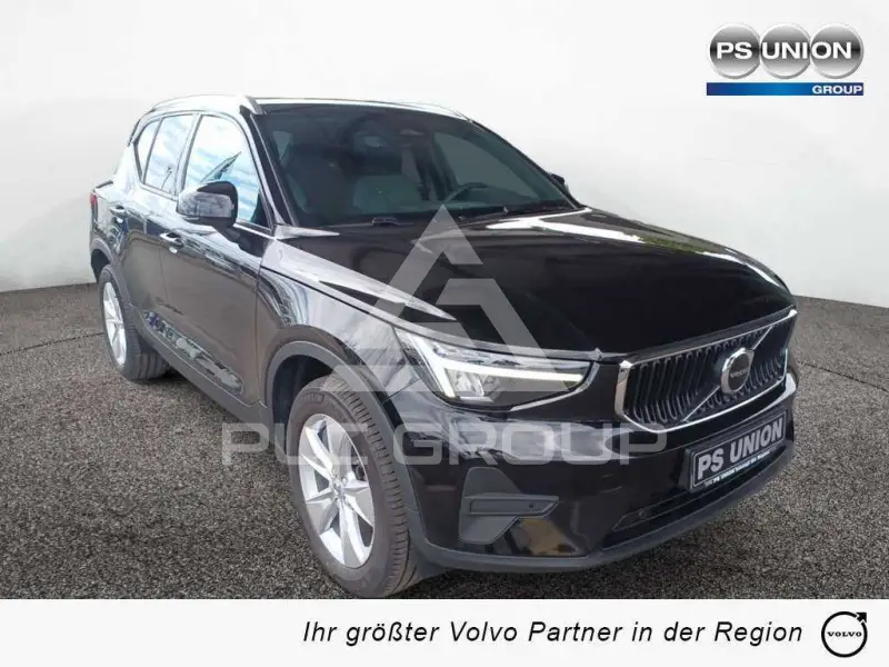 2025 Volvo XC40