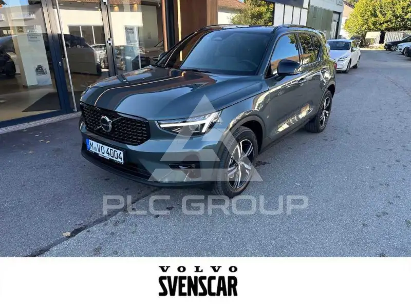 2025 Volvo XC40