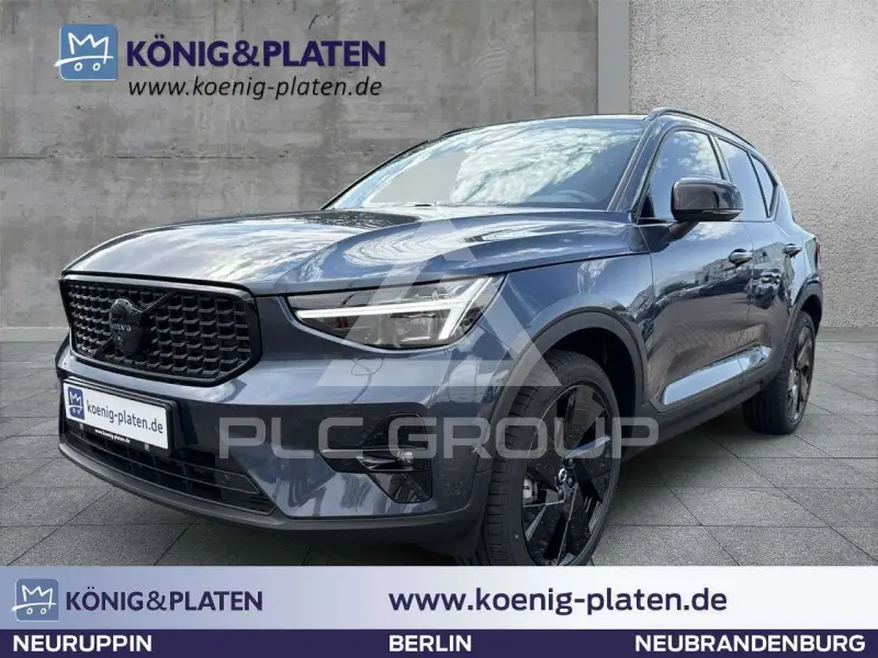 2025 Volvo XC40