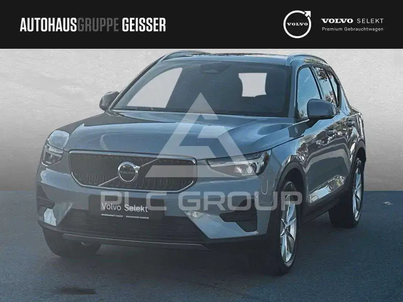 2025 Volvo XC40
