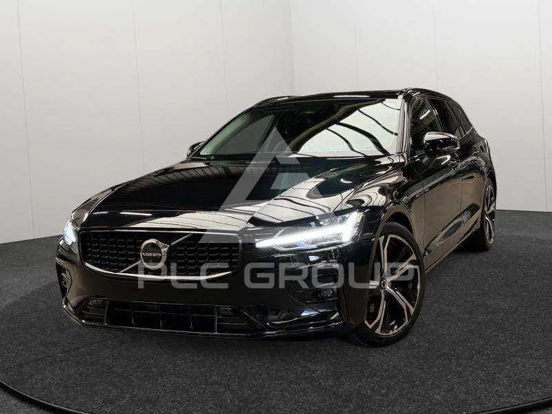2025 Volvo V60