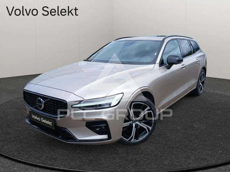 2025 Volvo V60