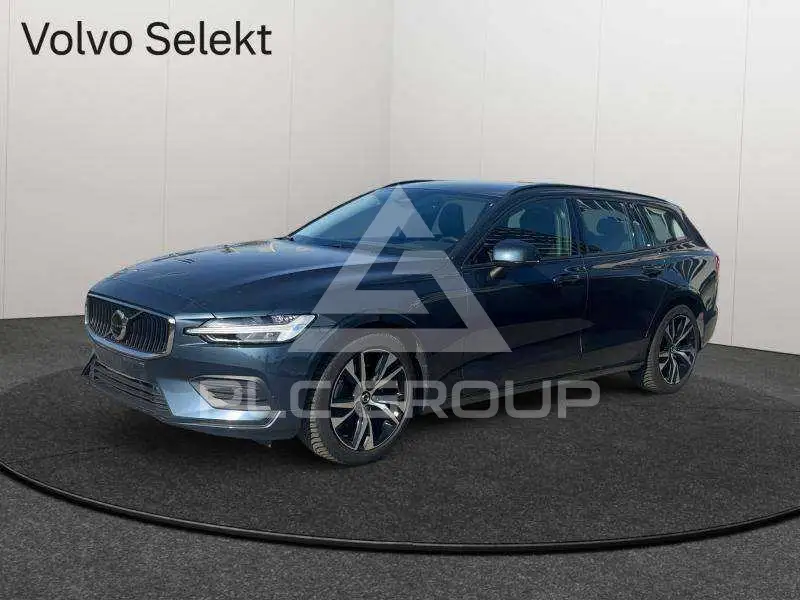 2025 Volvo V60