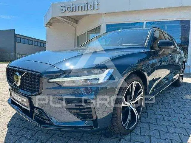 2025 Volvo V60