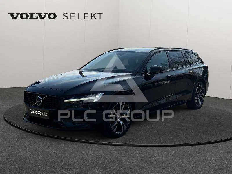 2025 Volvo V60
