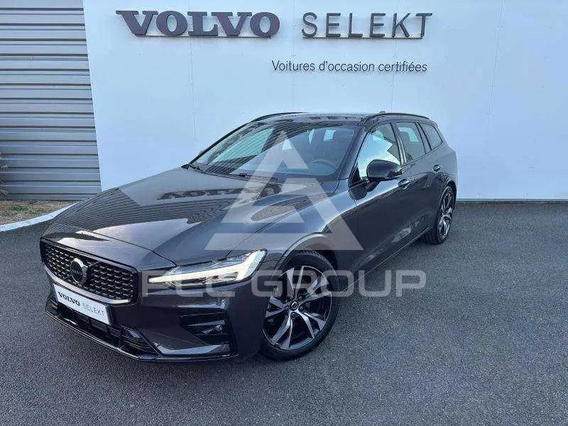 2025 Volvo V60