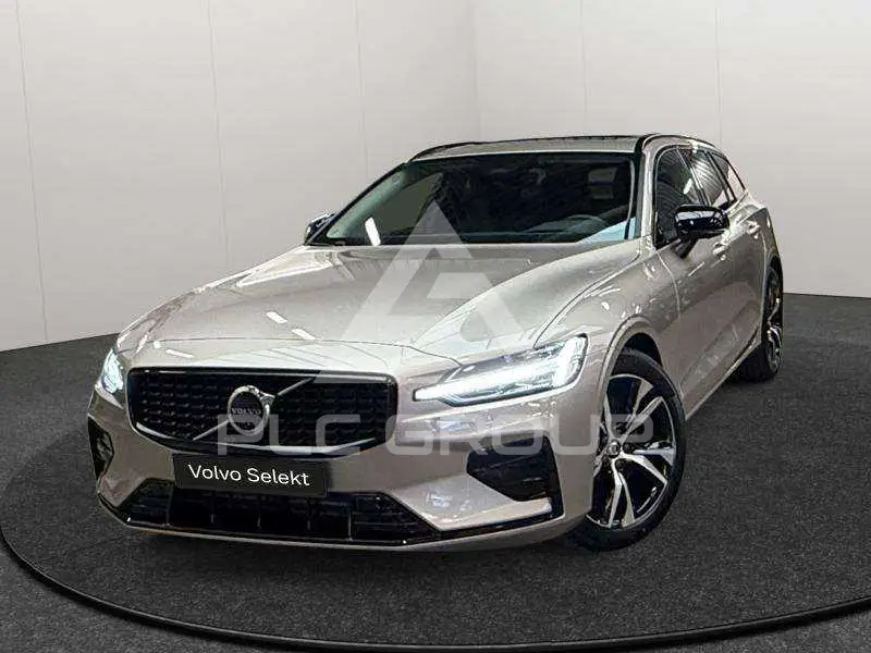 2025 Volvo V60