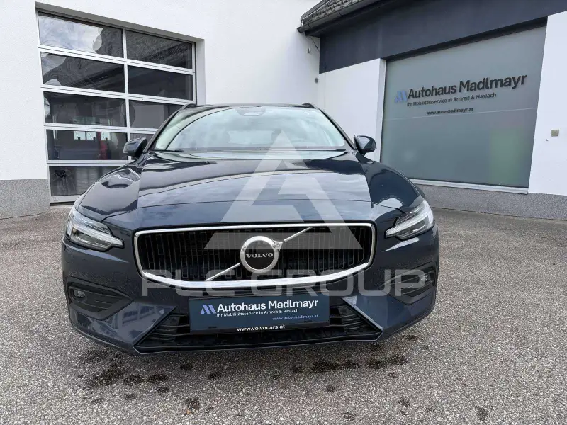 2025 Volvo V60