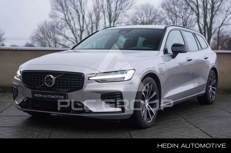 2025 Volvo V60