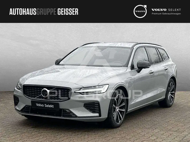 2025 Volvo V60