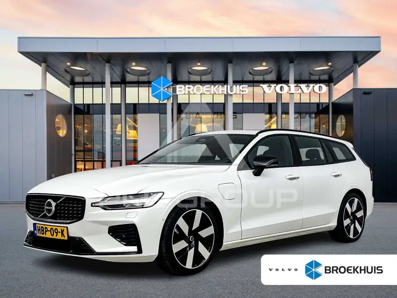 2025 Volvo V60