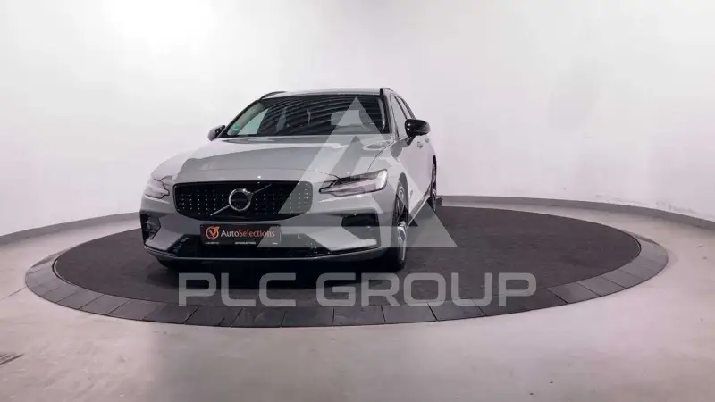 2025 Volvo V60