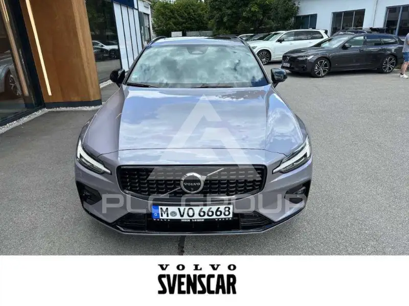 2025 Volvo V60