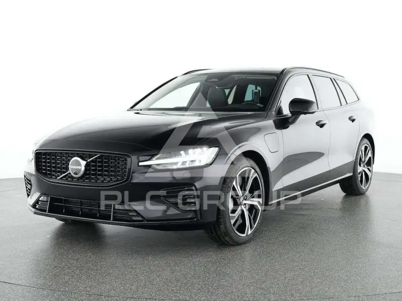 2025 Volvo V60