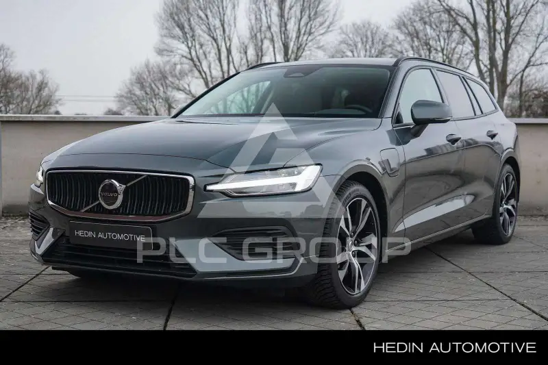 2025 Volvo V60
