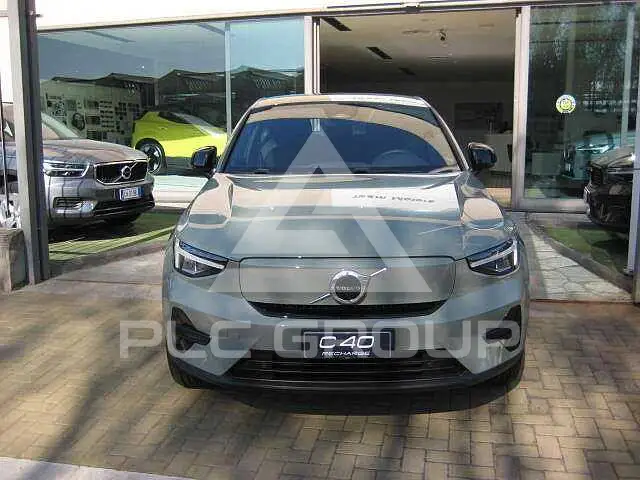 2025 Volvo C40 P8 Rec