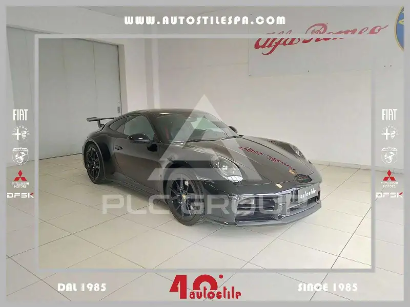2025 Porsche 911