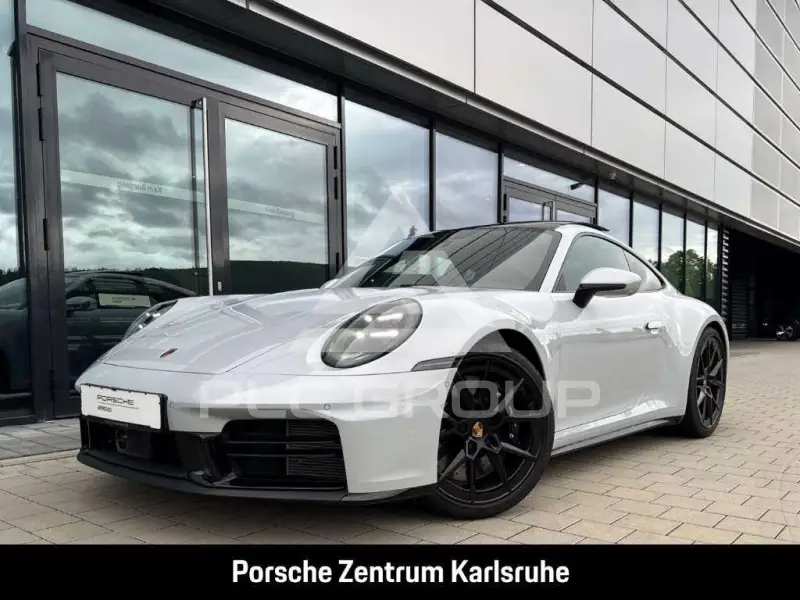 2025 Porsche 911