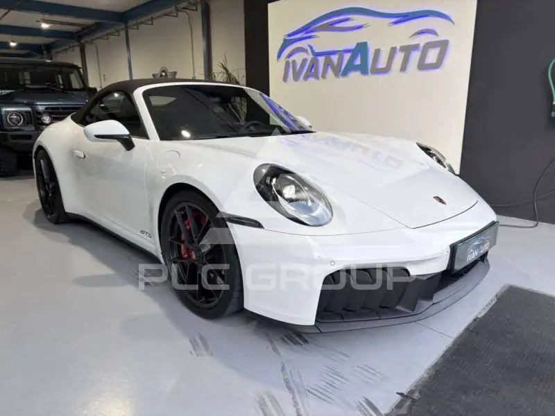 2025 Porsche 911