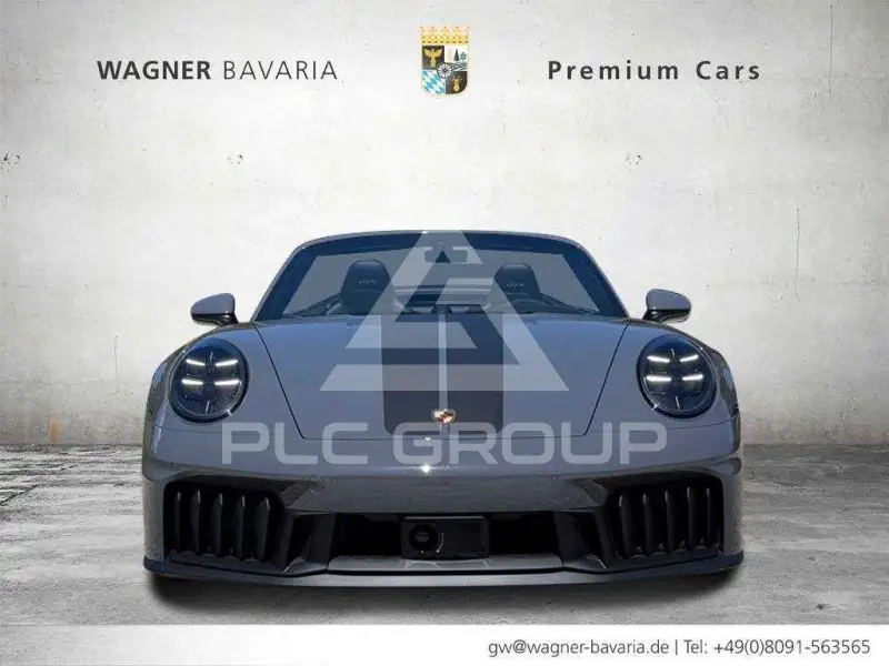 2025 Porsche 911