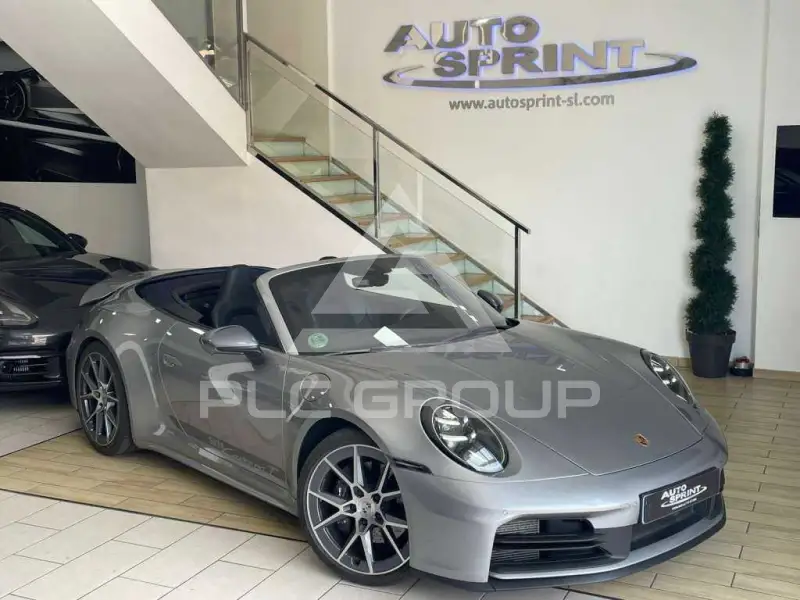 2025 Porsche 911