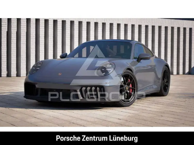 2025 Porsche 911