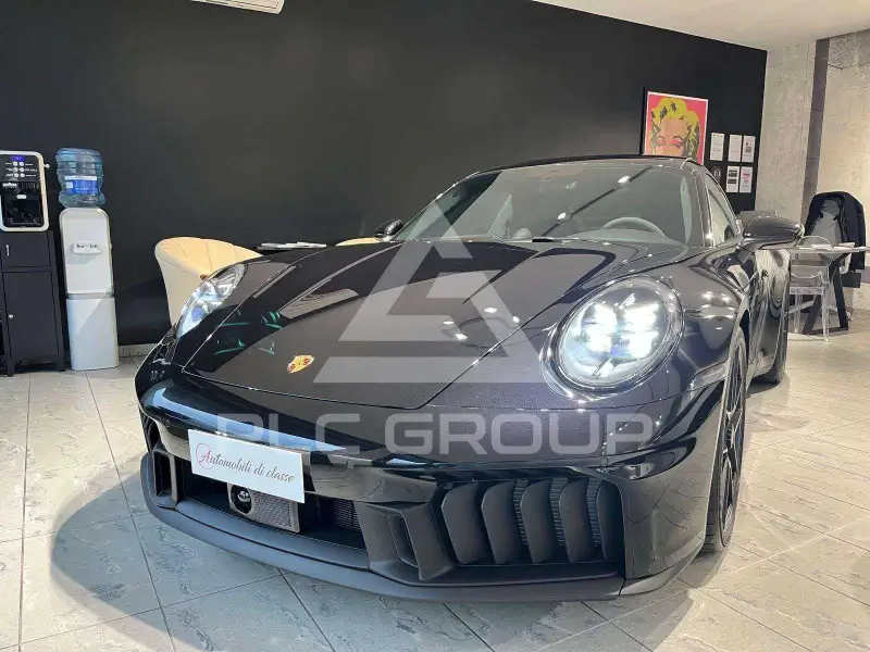 2025 Porsche 911