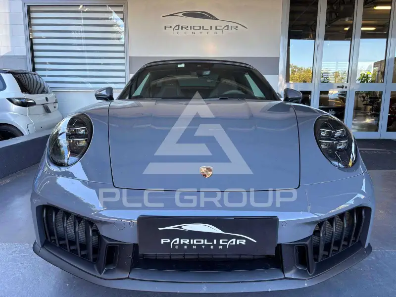 2025 Porsche 911