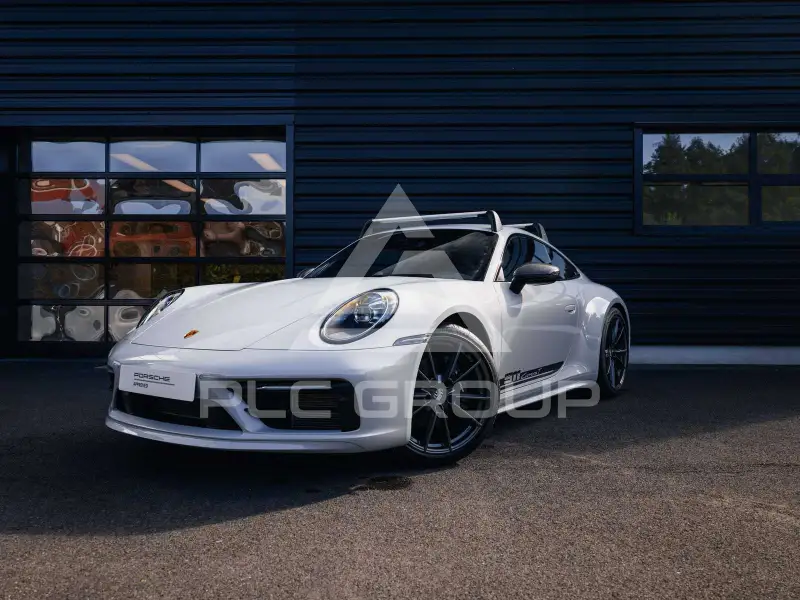 2025 Porsche 911