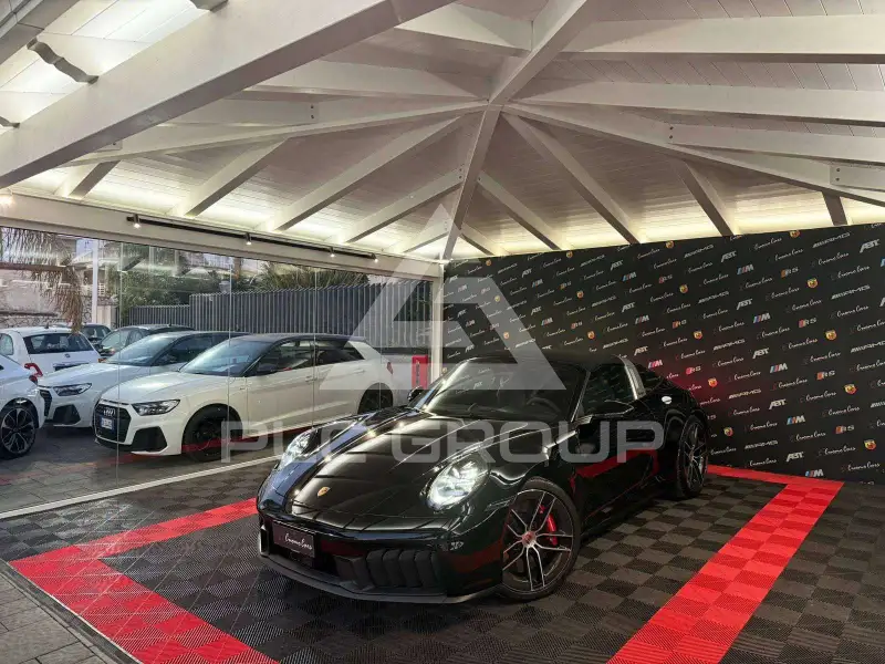 2025 Porsche 911