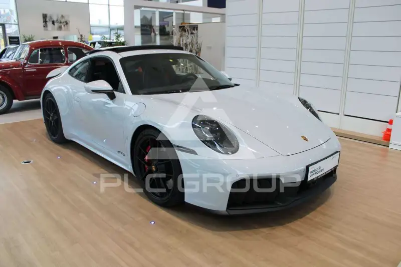 2025 Porsche 911