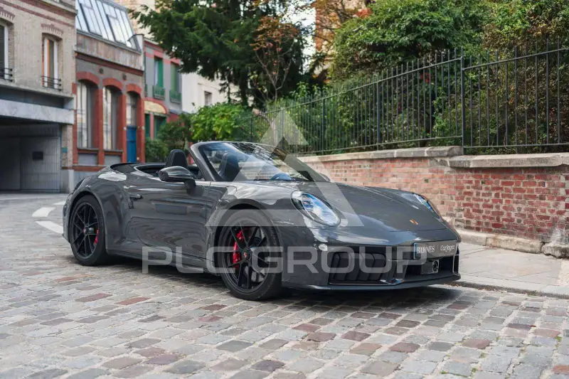 2025 Porsche 911