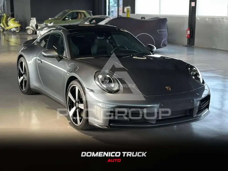 2025 Porsche 911