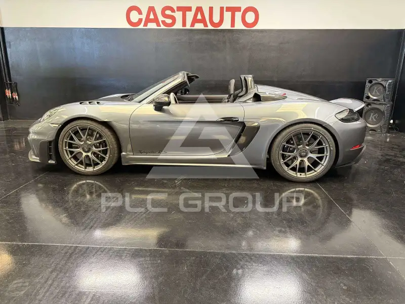 2025 Porsche 718