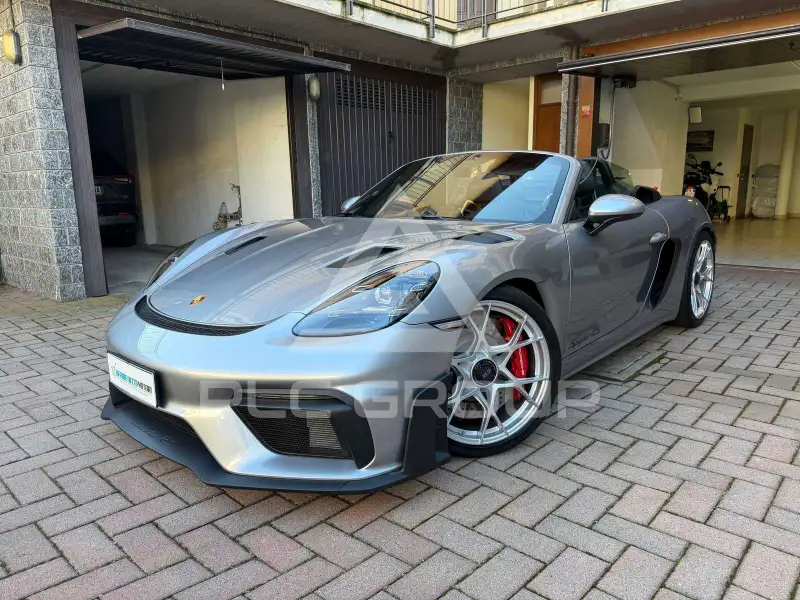 2025 Porsche 718
