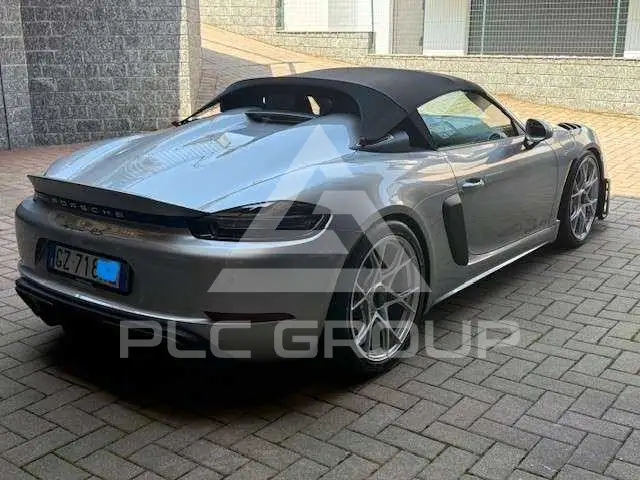 2025 Porsche 718